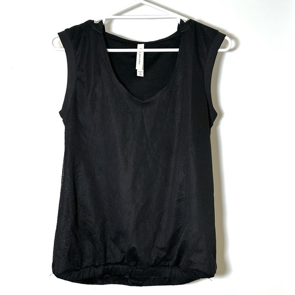 Lorna Jane hooded top - Picture 2 of 8